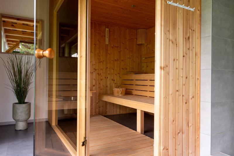 Luxury Modern Outdoor Sauna